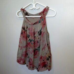 Ladies silk sleeveless top